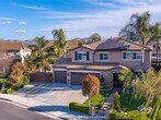 Foto principal - Absolutely Stunning home in Eastvale & loc...