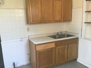 Building Photo - 3114 W Clybourn St