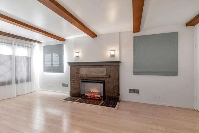 Building Photo - 3110 4th St