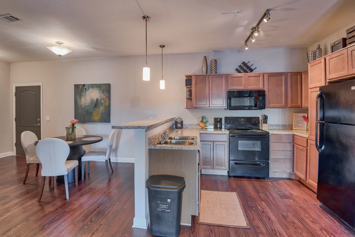 1201 at Covell Village Apartments Edmond, OK