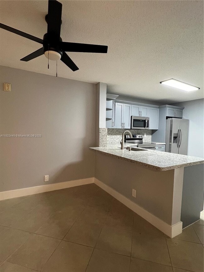 Building Photo - 5761 Riverside Dr