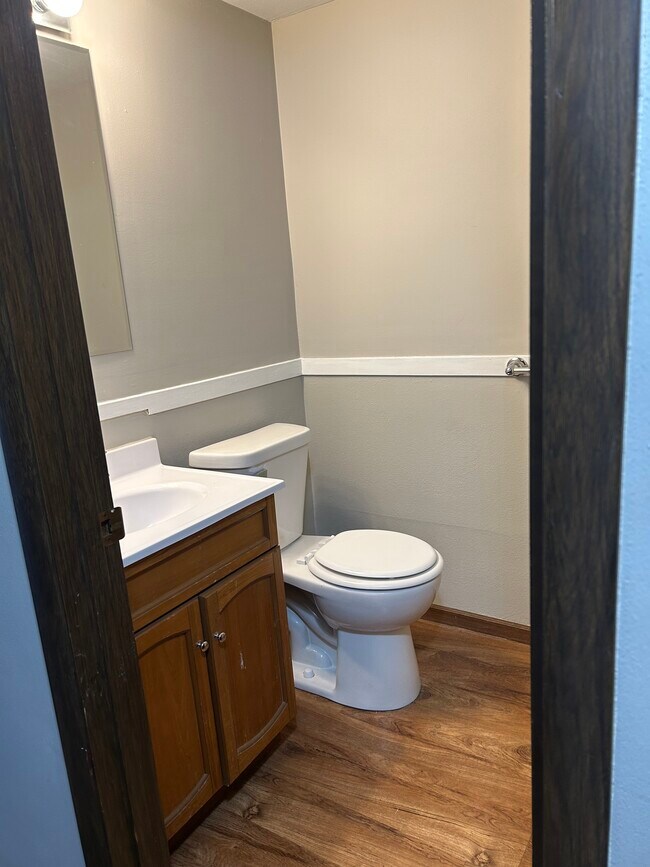 Foto del edificio - 3325 Kimball Rd