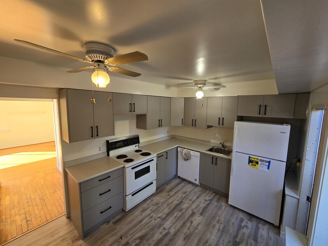 Photo principale - 611 Fernhill Rd