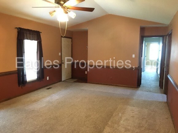 Building Photo - 311 Brantwood Dr