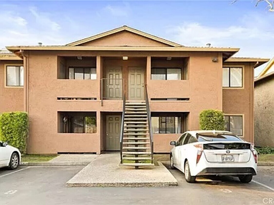 Foto principal - Check out the video! 3 Bedroom 2 Bath Cond...