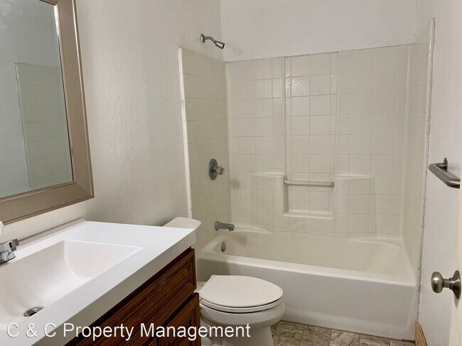 Building Photo - 3 br, 2 bath House - 9 Calle de Paloma