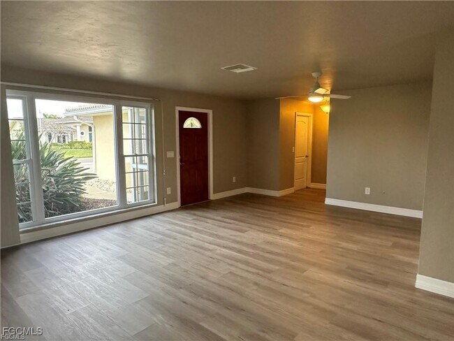 Foto del edificio - 3913 SE 20th Pl