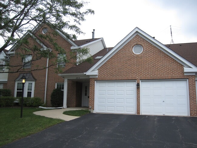 Building Photo - 2810 Meadow Ln