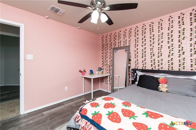 Building Photo - 705 Rowdy Dr