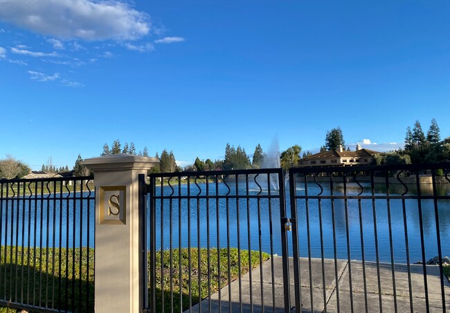 Foto del edificio - 5253 Vesta Cir