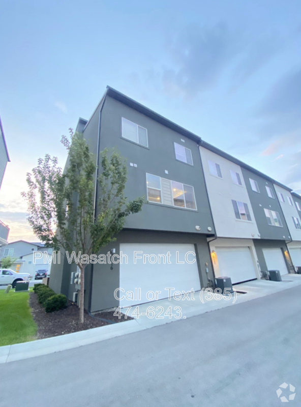 Building Photo - 5316 Solafax Ln