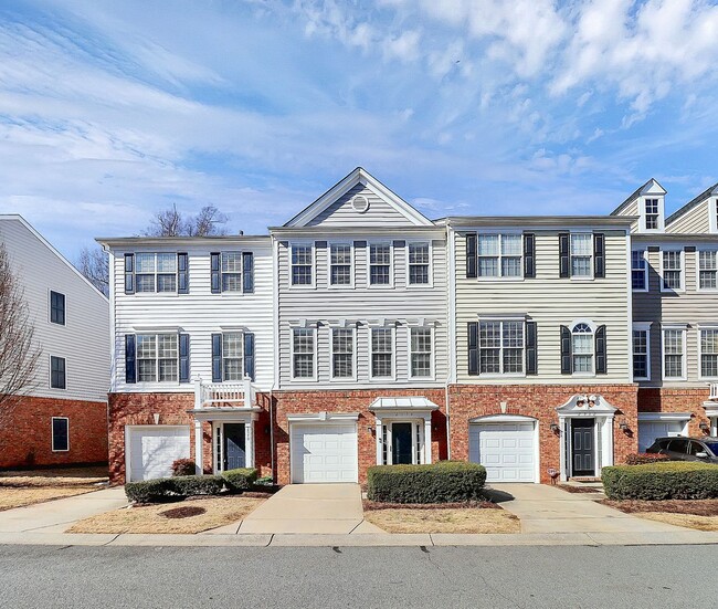 South Park Townhome for Rent! - South Park Townhome for Rent!