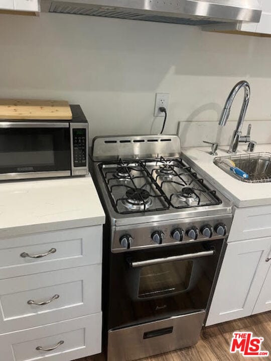 Building Photo - 15522 Sylvan St