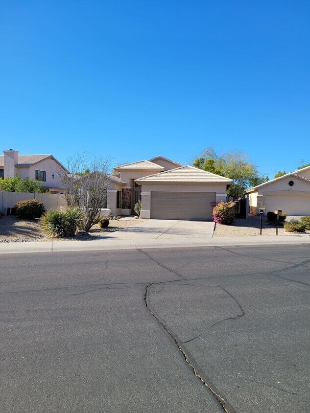 Foto del edificio - 7086 S Heather Dr