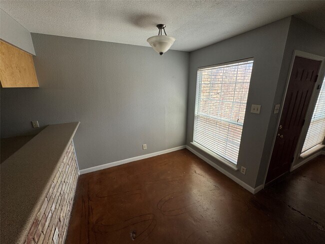 Foto del edificio - 3428 Willowrun Dr