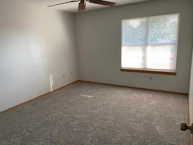 Foto del edificio - 4363 Hunting Meadows Cir