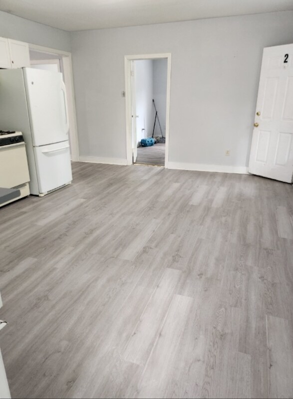 2 Cliff St Unit 2A, Southbridge, MA 01550 Room for Rent in