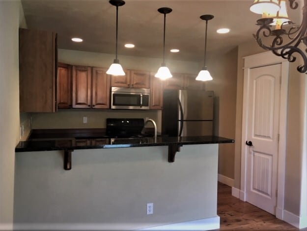 Kitchen - 2827 N 27th Ave