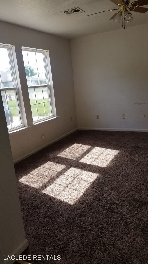 Foto del edificio - 253-255 Lee St