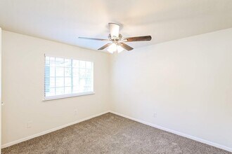 Building Photo - 4223 Mountain Peak Way