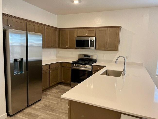 Building Photo - Charming 3-Bedroom Single Story Home for Rent