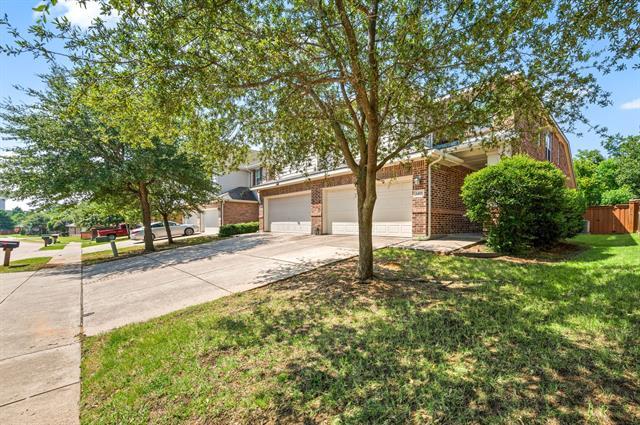 Foto del edificio - 1415 Ravenwood Dr