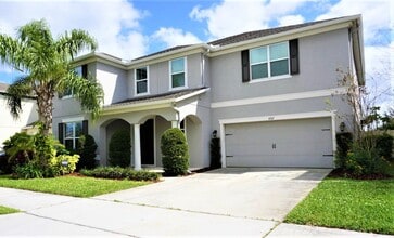 Building Photo - 4207 Oak Lodge Way