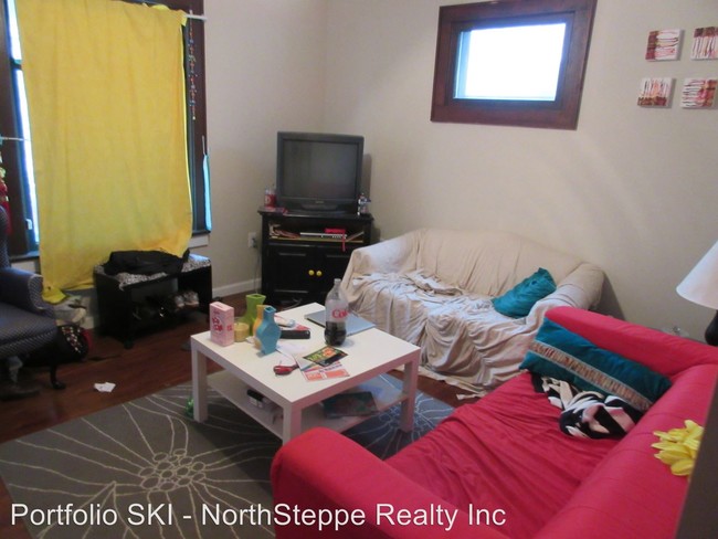Building Photo - 3 br, 2 bath Apartment - 495 Chilcote