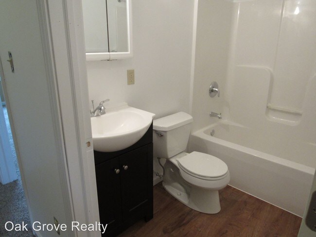 Foto del edificio - 5 br, 3 bath Room For Rent - 1132 School St