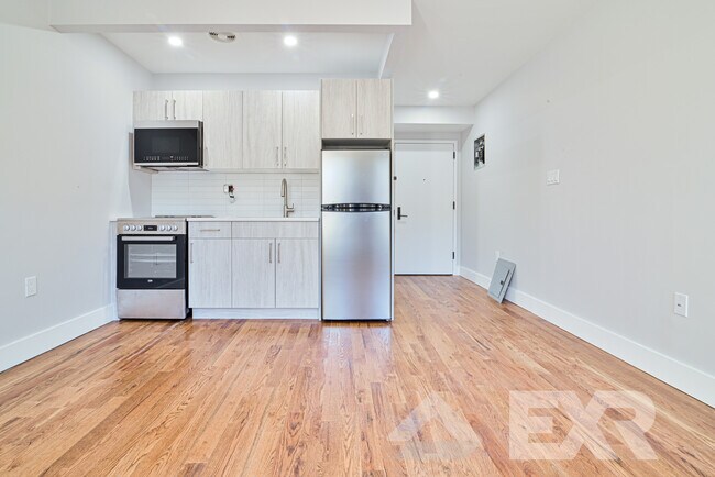 Foto del edificio - 195 Underhill Ave