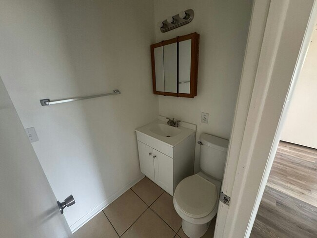 Foto del edificio - 4463 N Campbell Ave