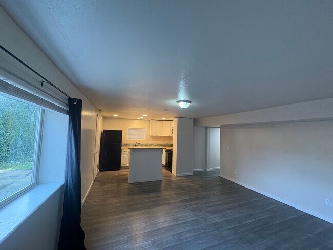 Foto del edificio - 929 Pecks Dr