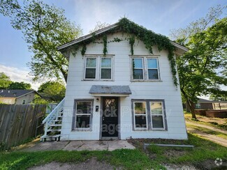 Building Photo - 315 S Stonewall Ave