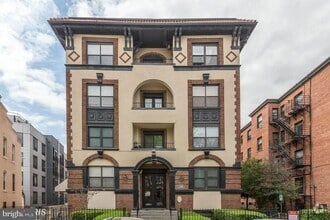 Building Photo - 1436 Meridian Pl NW