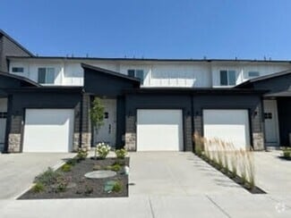 Building Photo - 5022 E Hagadorn Ln
