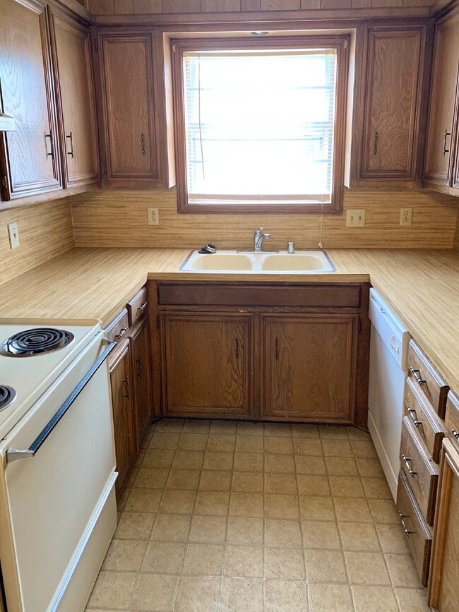 Foto del edificio - 2 Bedroom, 1 Bathroom Duplex