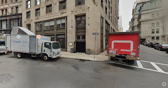 Building Photo - 11 Beacon St