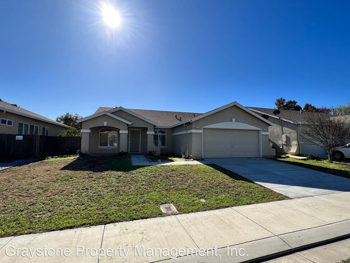 Primary Photo - 4 br, 2 bath House - 29471 W Sonora Drive
