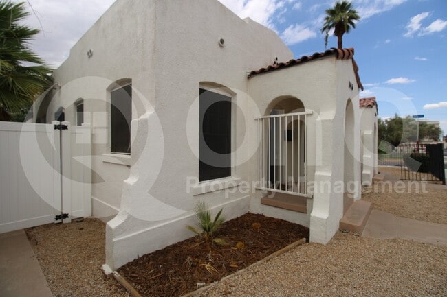 Building Photo - 146 N 10th Ave