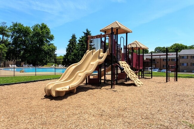Interior Photo - Streamside Apartments