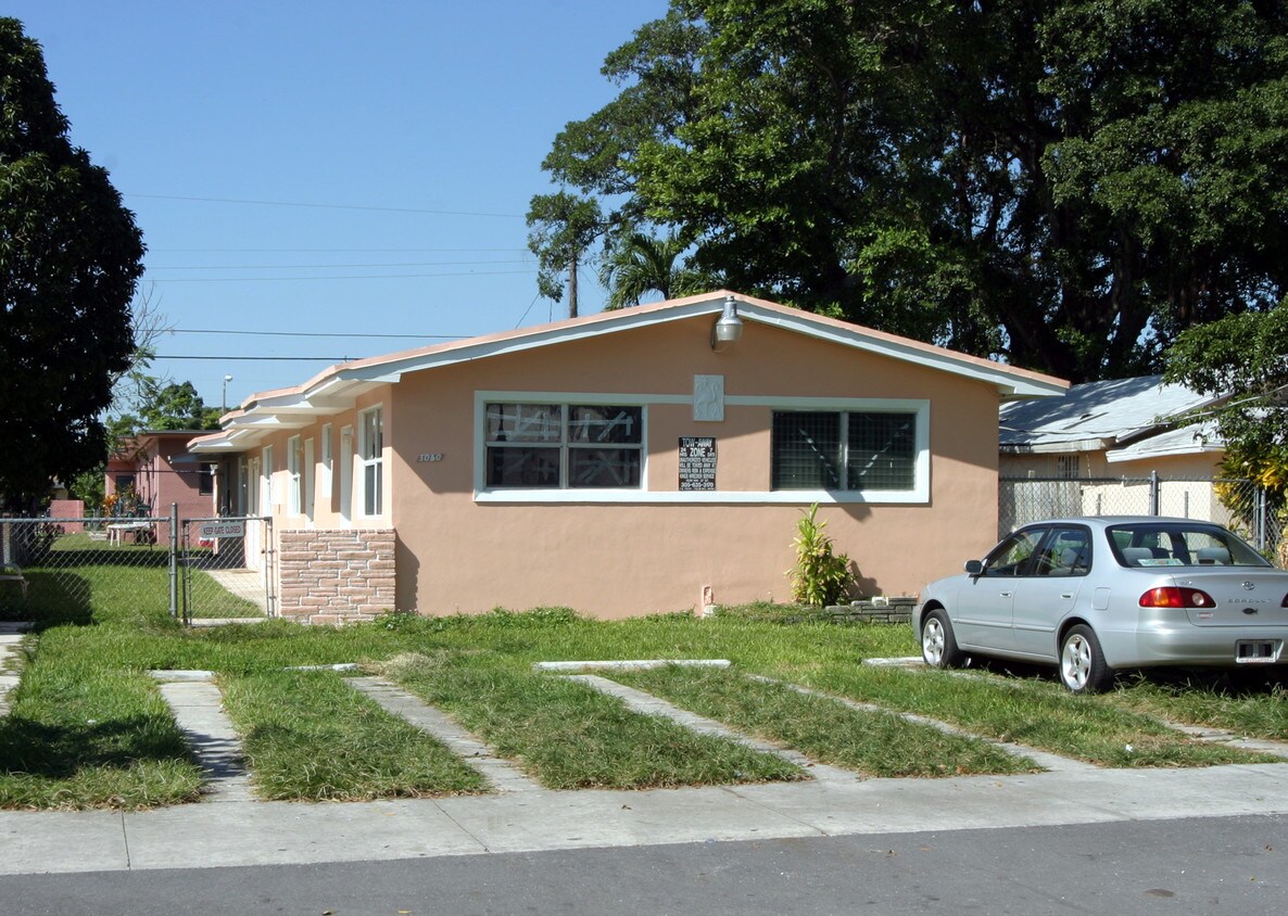 Primary Photo - 3050 NW 21 Ct