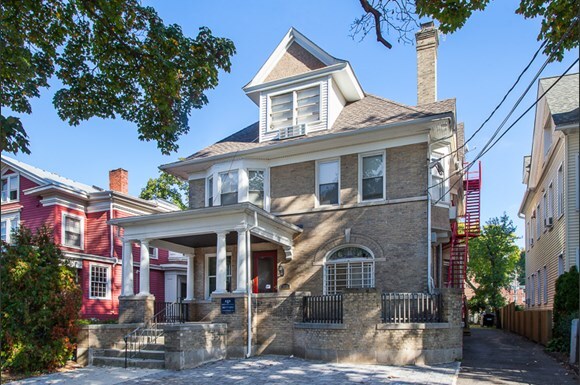 Primary Photo - 109 Dwight St