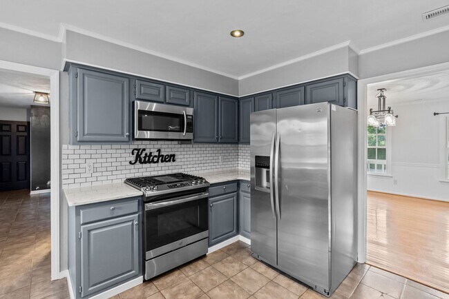 Foto del edificio - Luxury Family Living with a Resort-Style Backyard in Virginia Beach