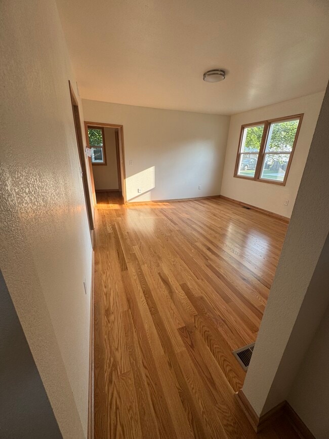 Foto del edificio - 420 Ridgeland Ave