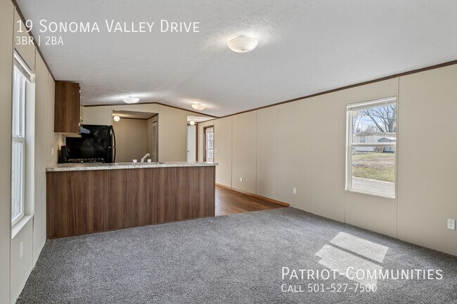 Foto del edificio - 19 Sonoma Dr