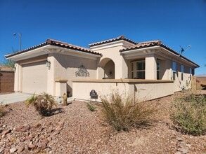 Building Photo - 2750 Mustang Pass St