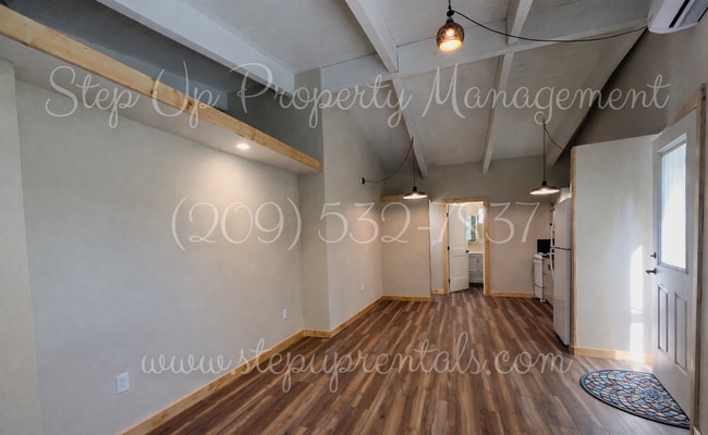 Building Photo - 22499 Parrotts Ferry Rd