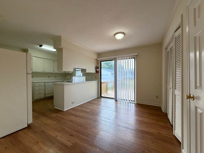 Foto del edificio - 525 S Williamson Ave