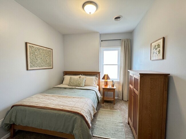 Foto del edificio - 243 Niagara St