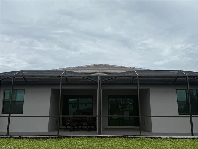 Building Photo - 19617 Hinkley Dr